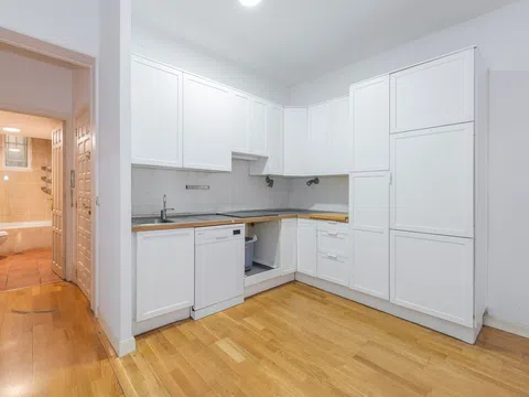 Flat in calle de Martín de los Heros - Photo 2