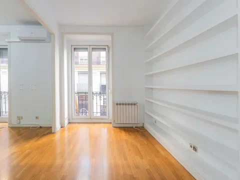 Flat in calle de Martín de los Heros - Photo 10