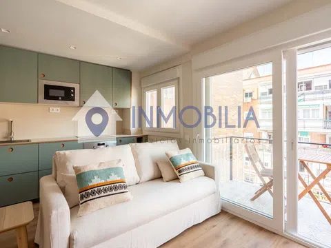 Flat in calle de Agustín Calvo - Photo 11