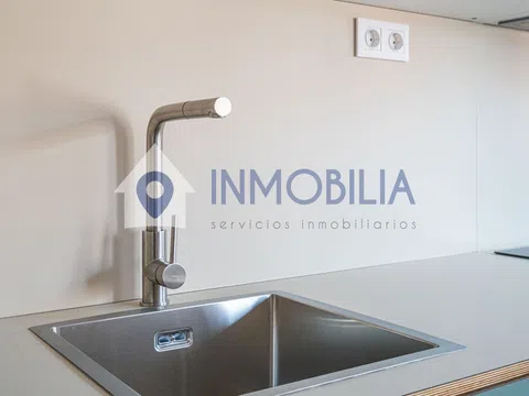 Flat in calle de Agustín Calvo - Photo 18