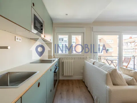 Flat in calle de Agustín Calvo - Photo 4