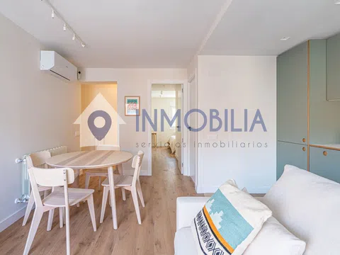 Flat in calle de Agustín Calvo - Photo 8