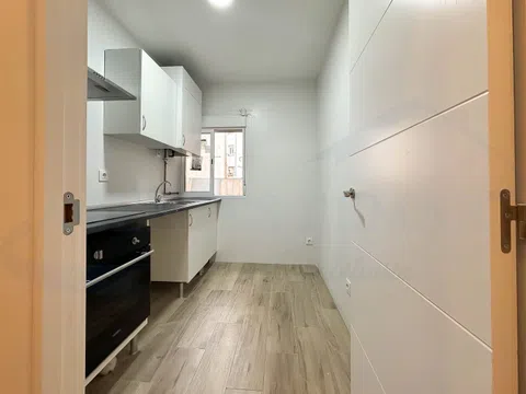 Flat in calle del Cristo de la Fe - Photo 8