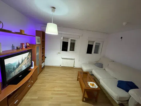 Flat - Photo 2