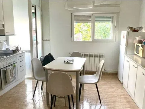 Flat - Photo 3