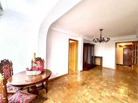 Flat - Photo 3