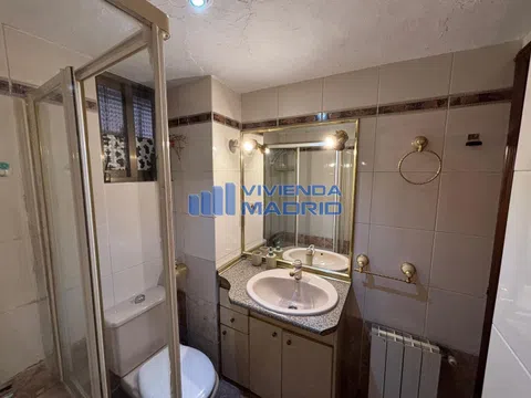Flat in calle del Marqués de Jura Real - Photo 8