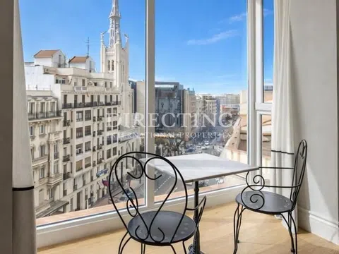 Penthouse - Photo 18