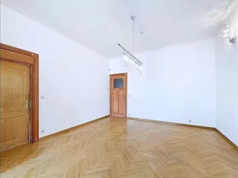 Flat in calle de Sánchez Pacheco - Photo 5