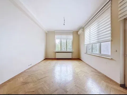 Flat in calle de Sánchez Pacheco - Photo 9