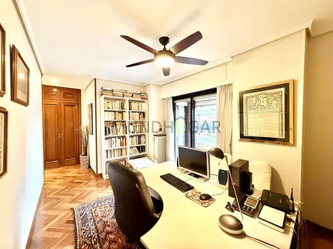 Flat in calle de Pastora Imperio - Photo 20