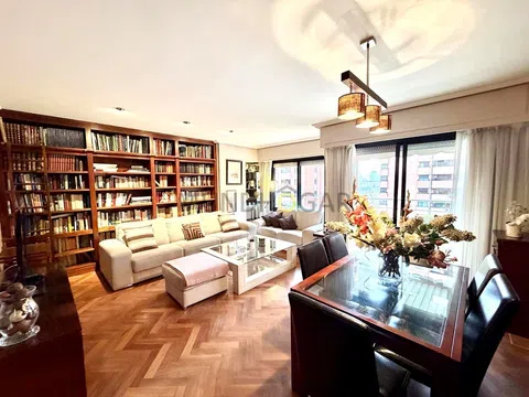 Flat in calle de Pastora Imperio - Photo 4