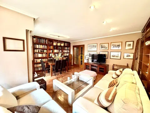 Flat in calle de Pastora Imperio - Photo 6