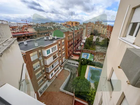 Penthouse in calle de la Infanta Mercedes - Photo 6