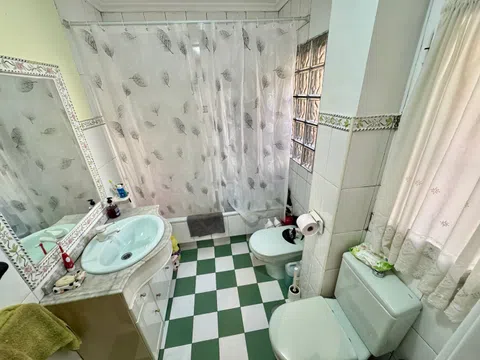 Flat in calle Isidra Jiménez - Photo 18