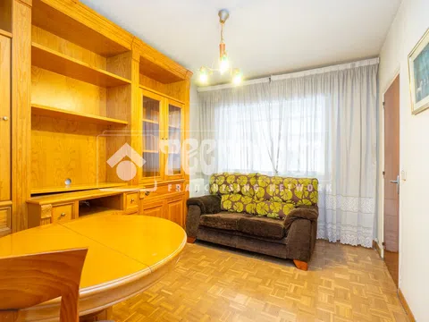 Flat in calle Lucano - Photo 2