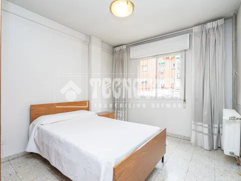 Flat in calle Lucano - Photo 5