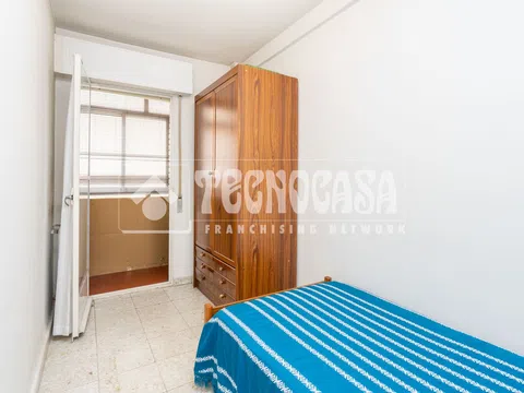 Flat in calle Lucano - Photo 8