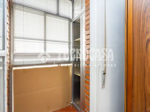Flat in calle Lucano - Photo 10