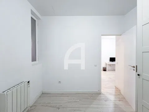 Flat in calle de Granada - Photo 11