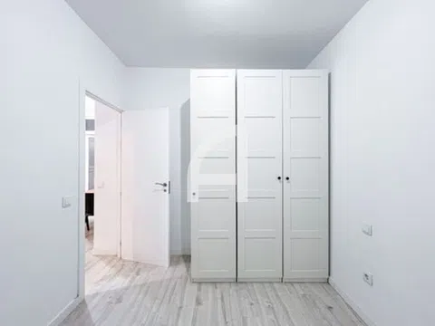 Flat in calle de Granada - Photo 13