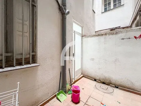Flat in calle de Granada - Photo 18