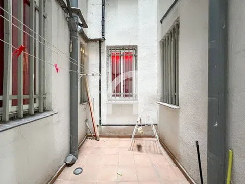 Flat in calle de Granada - Photo 19