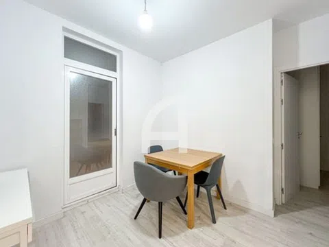 Flat in calle de Granada - Photo 8