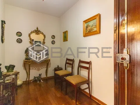 Flat in calle de Pechuán - Photo 9
