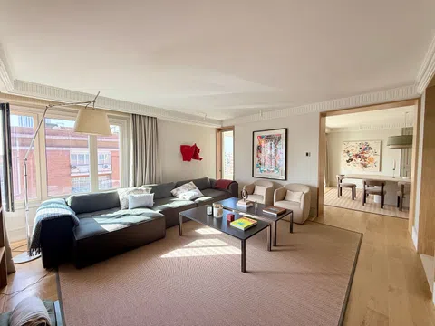 Flat in calle del Poeta Joan Maragall - Photo 1