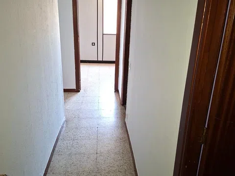 Flat in calle Pradolonguillo - Photo 12