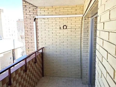 Flat in calle Pradolonguillo - Photo 6