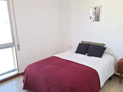 Flat in calle Pradolonguillo - Photo 7