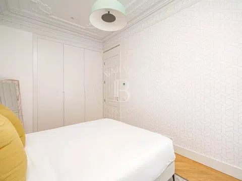 Flat in calle de Valverde - Photo 18