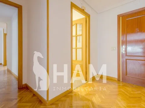 Flat in calle de Luis Ruiz, 25 - Photo 2