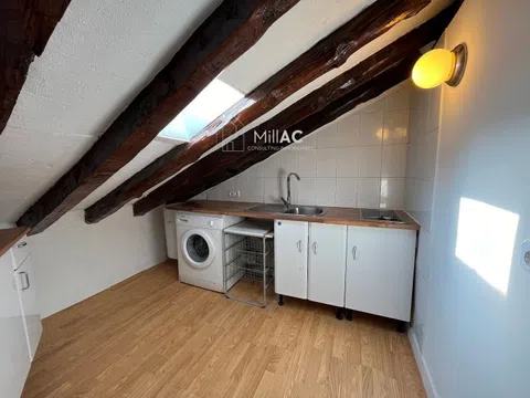 Flat in calle de Eloy Gonzalo - Photo 7