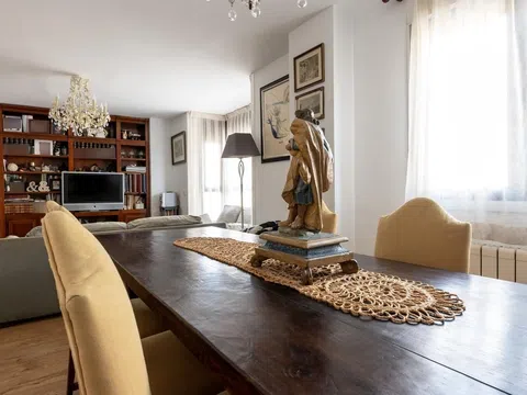 Flat in calle de Ana de Austria - Photo 9