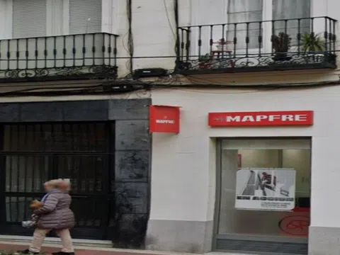 Flat in calle de Eloy Gonzalo no number