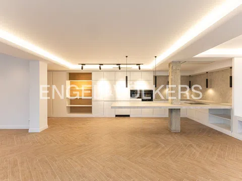 Flat in calle de Raimundo Fernández Villaverde - Photo 13