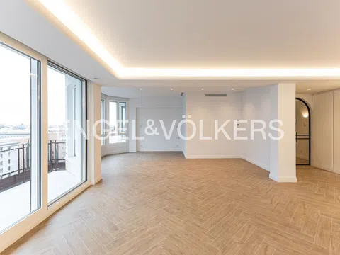 Flat in calle de Raimundo Fernández Villaverde - Photo 14