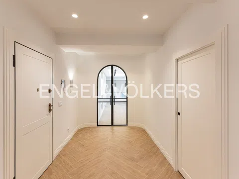 Flat in calle de Raimundo Fernández Villaverde - Photo 19