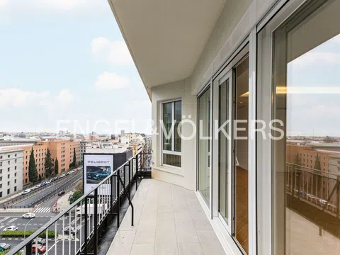 Flat in calle de Raimundo Fernández Villaverde - Photo 3