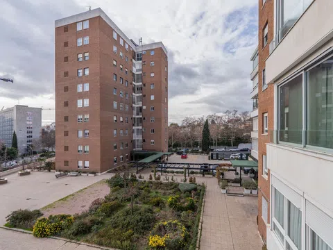 Flat in calle Velázquez - Photo 15