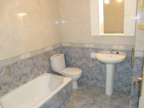 Flat in CL Elvira - Photo 2