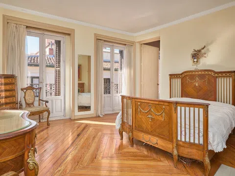 Flat in calle del Pez, 36 - Photo 3