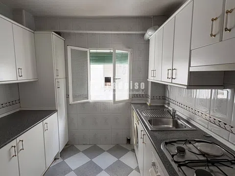 Flat in calle de Gutierre de Cetina - Photo 16