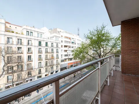 Flat in calle de Hermosilla - Photo 18