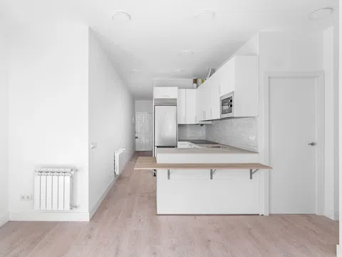 Flat in calle Virgen del Sagrario - Photo 1
