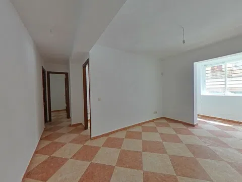 Flat in calle de Valmojado no number - Photo 6