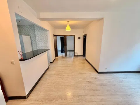 Flat in calle de Blas Cabrera - Photo 4